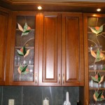 Tiffany technikával díszített bútorbetétek ólomüvegből